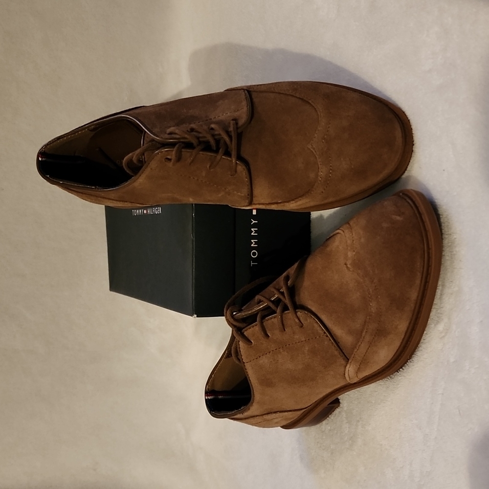 NIB -Tommy Hilfiger Brown Suede Shoes